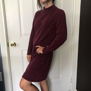 LAST CHANCE SALE!  BANANA REPUBLIC KNIT DRESS IN BURGUNDY